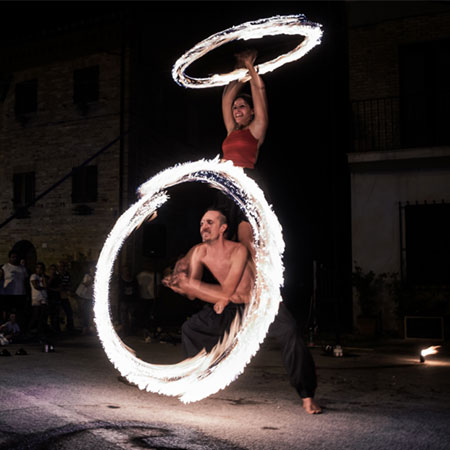 Duo Italiano di danza del fuoco