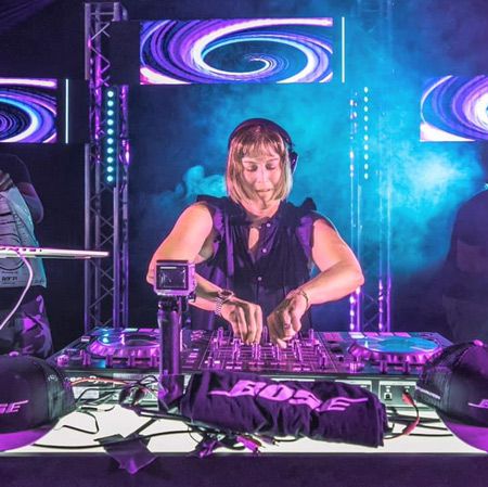 Female DJ Chicago