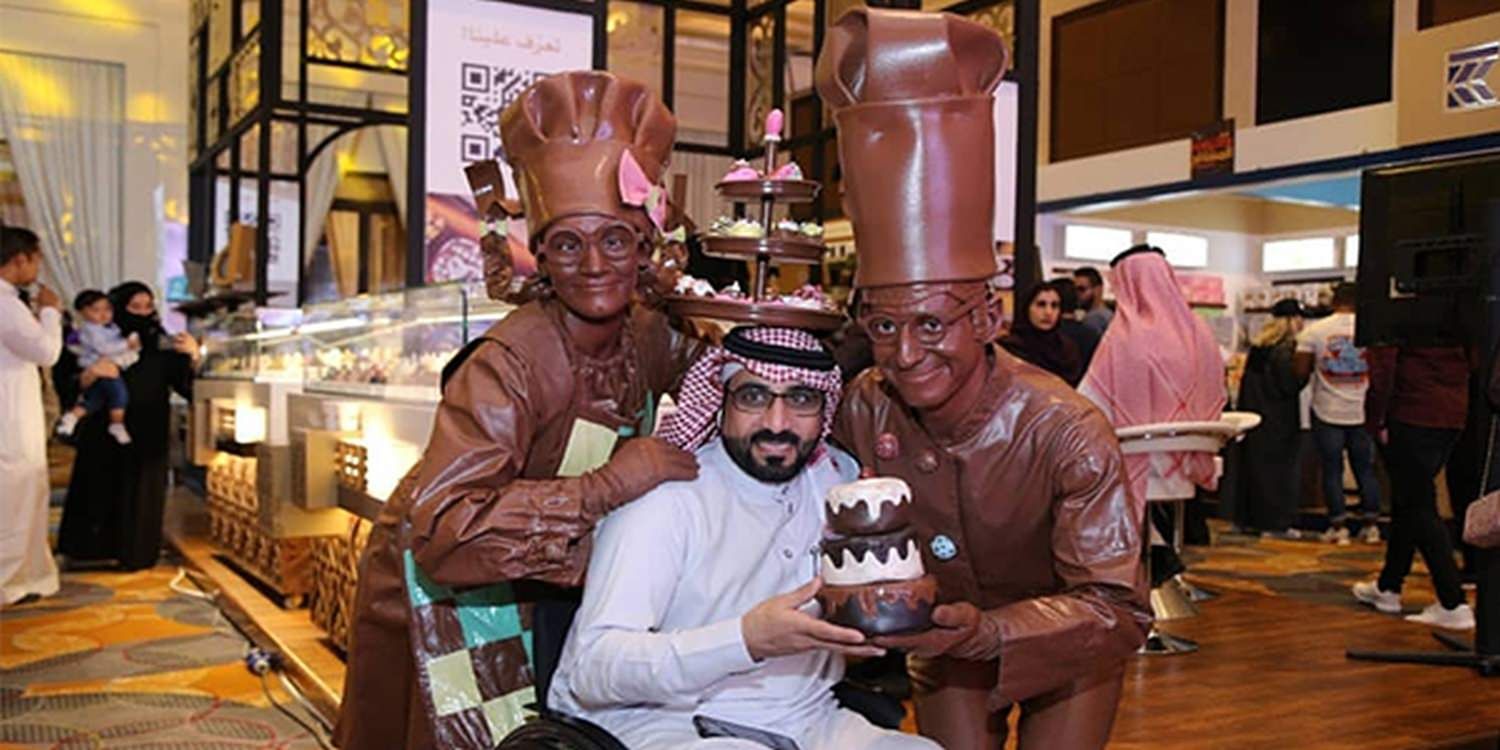 Chocolate Walkabout Characters Create A Social Media Buzz