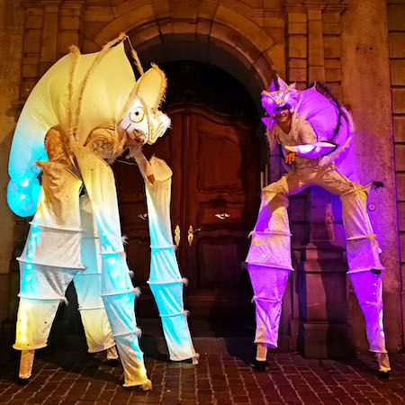 LED Chameleon Stilt Walkers