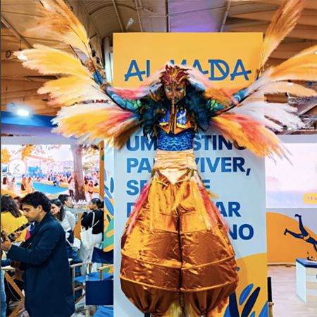 Stilt-Walking Bird Act