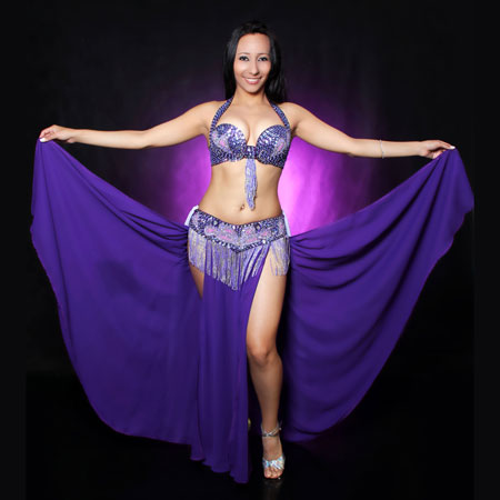 Sensational Solo Belly Dancer
