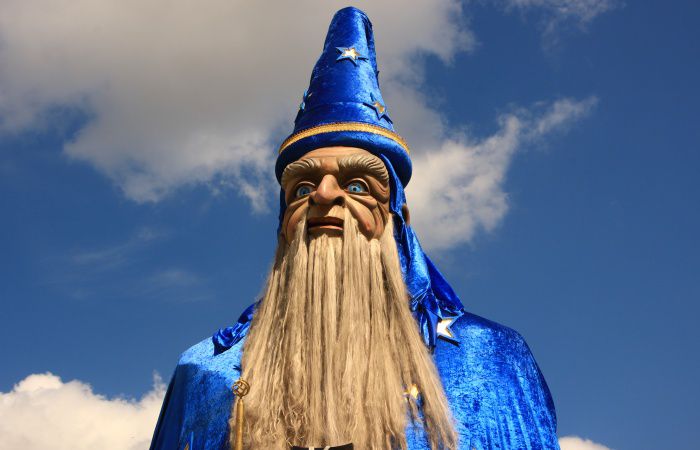 Book Giant Wizard Figure - Parade Float & Street Theatre | Scarlett ...