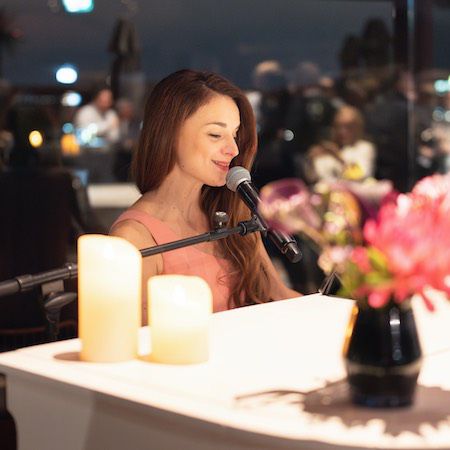 Chanteuse de chanson française