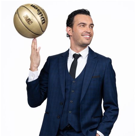 Commentator & Presenter Mexico