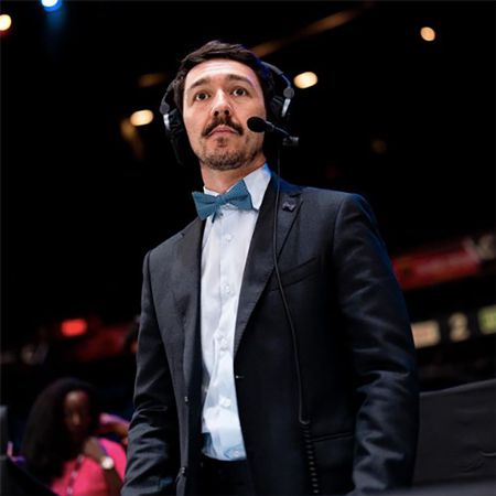 Bilingual Host Paris