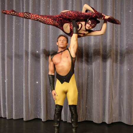 Espectáculo Acrobático Francia