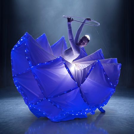 LED Origami Dancers Prague