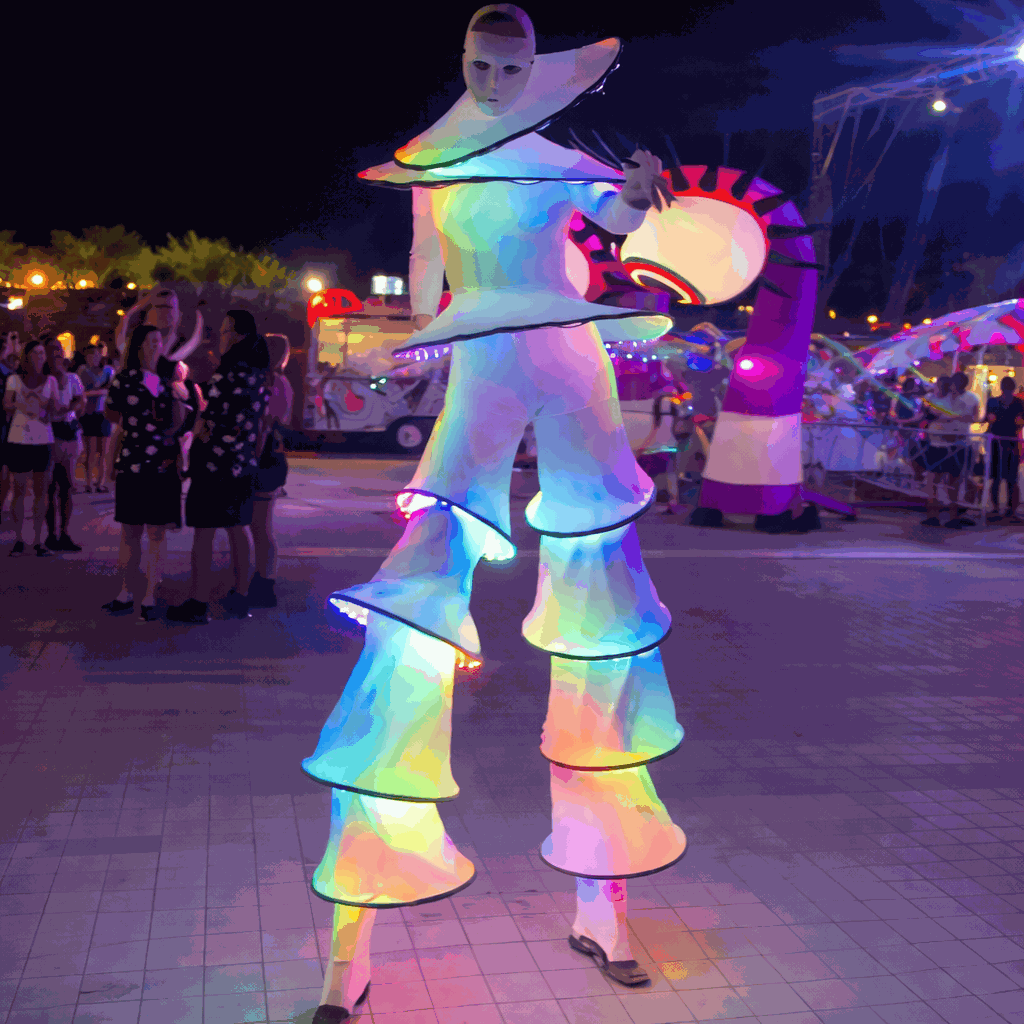 LED White Stiltwalker