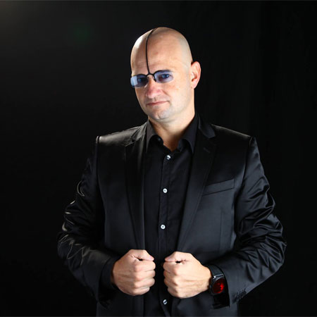 Bilingual Stage Hypnotist