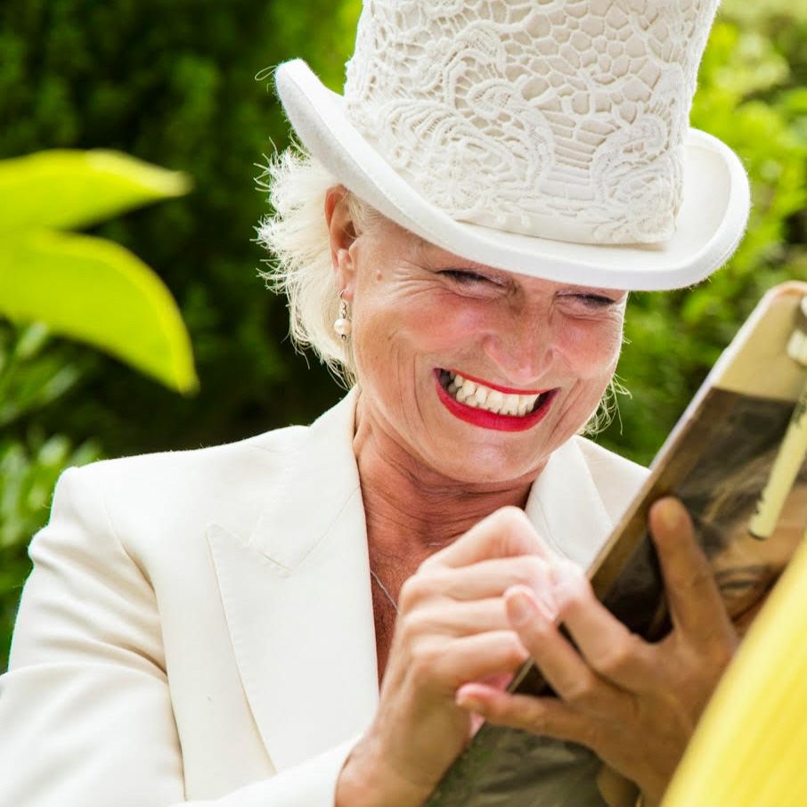 Female Caricaturist UK