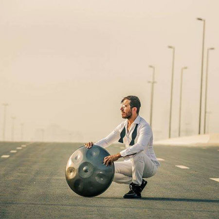 Musicien de rue à Dubaï