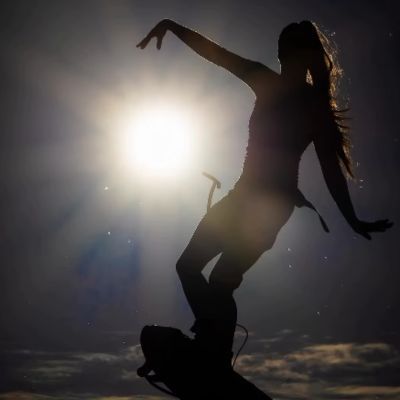 Sway Pole Surfer Girl 