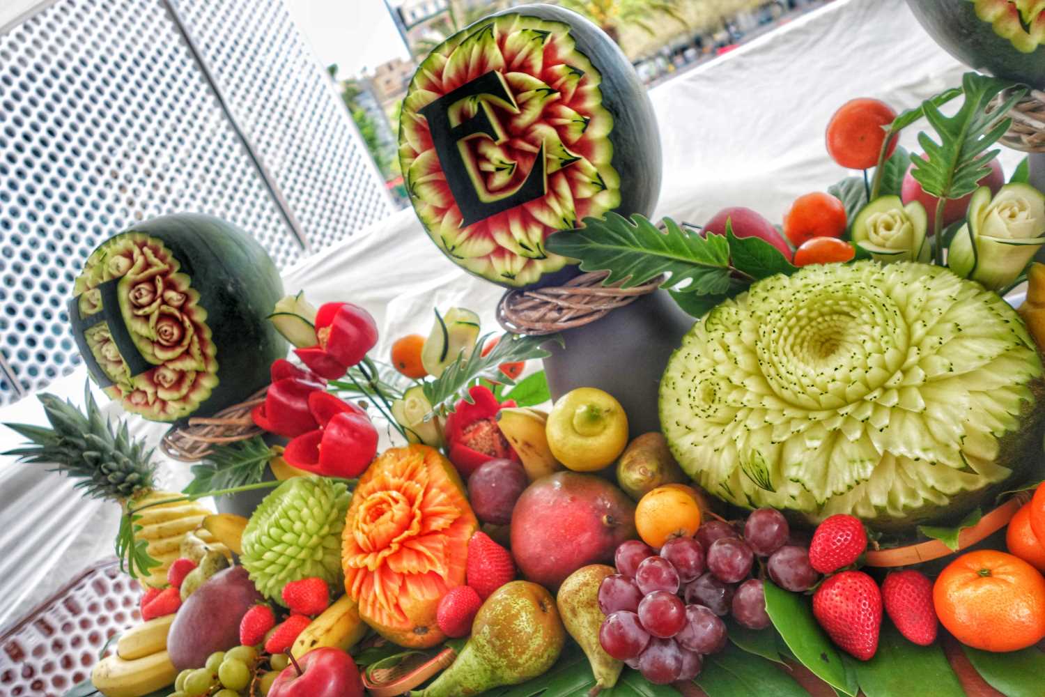 Crazy Fruit Slicer  Fruit and vegetable carving, Fruit, Food sculpture