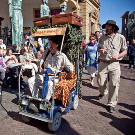 Roaming Safari Entertainers