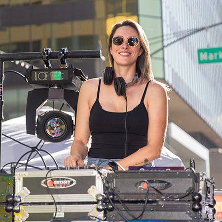 Weibliche DJ Portland