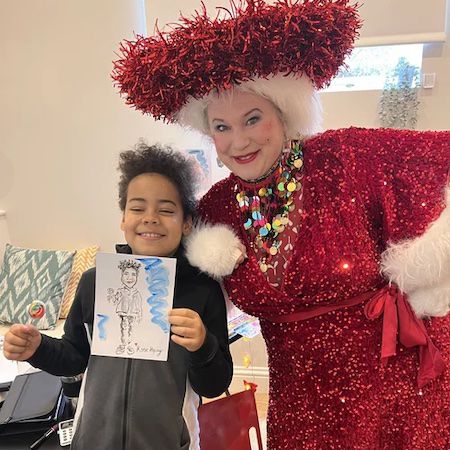 Caricaturista con temática navideña