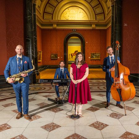 <h1>Hochwertiges Jazz-Ensemble</h1>