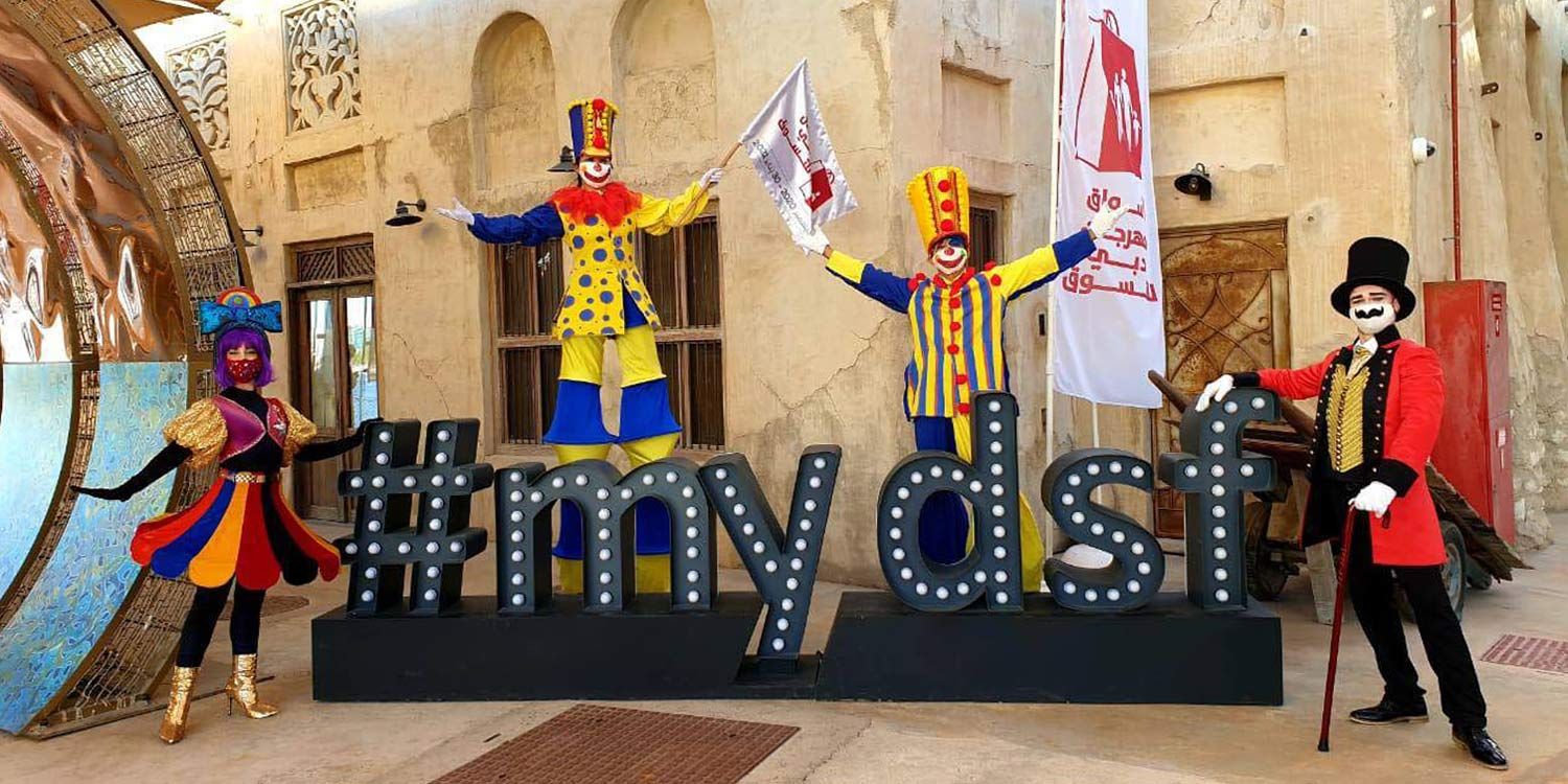 Circus Characters Delight Families at the Dubai Shopping Festival