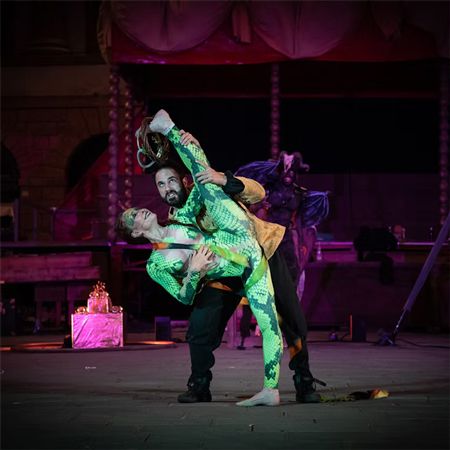 Acrobatic Shows Italy