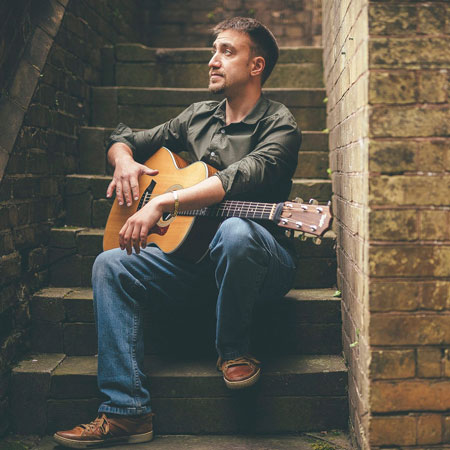 Flamenco-Funk Fusion Guitarist