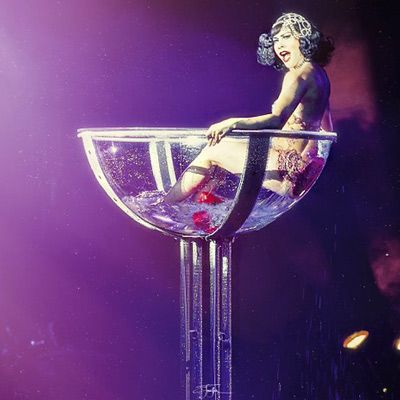 BOOK GIANT MARTINI GLASS PERFORMER IN MIAMI – Event Entertainment Agency  Aerial Artistry