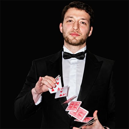 UK Close Up & Stage Magician
