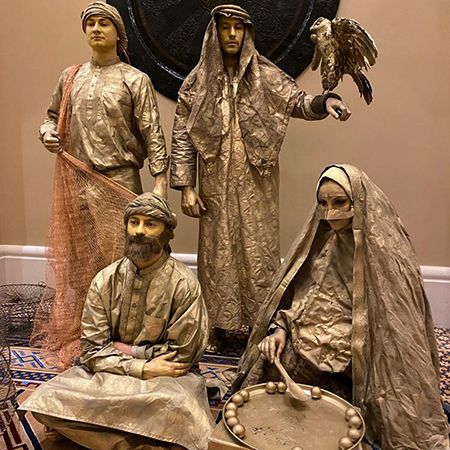 Arabic-Themed Living Statues