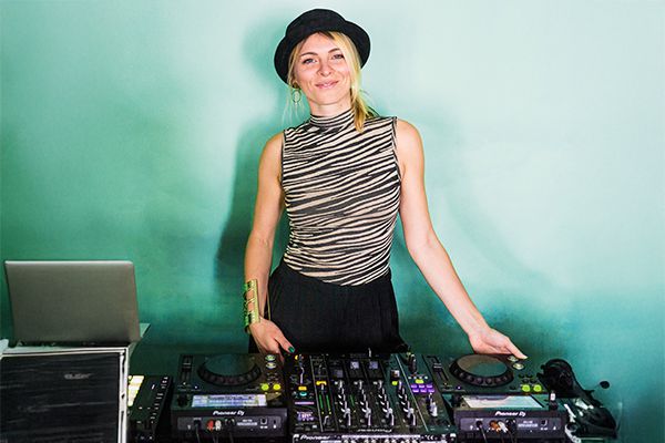 Book Event Female DJ Berlin | Scarlett Entertainment