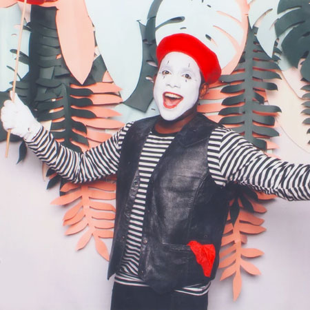 Singapore Mime Artist