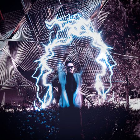 LED Poi Juggler Switzerland