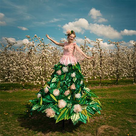 Blossom Stilt Walker Brussels