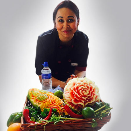 UK Fruit Carver