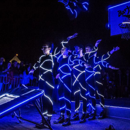 Espectáculo de Baloncesto con Luces LED