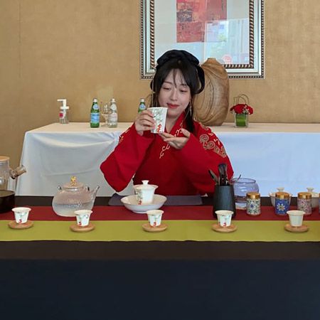 Cerimonia di preparazione del tè UAE