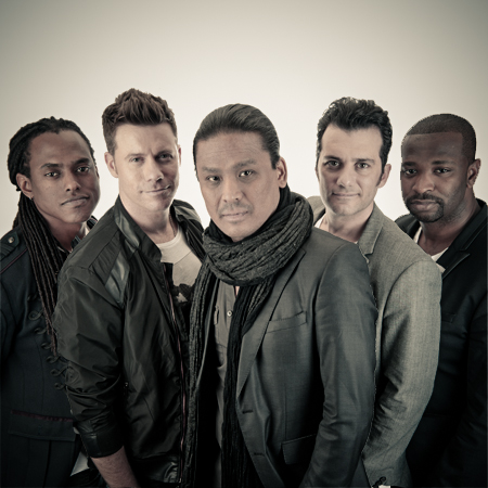 Groupe de 5 hommes en a cappella