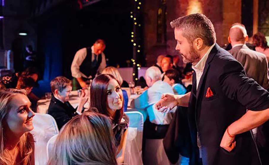 Hire Our Scottish Magician & Mind Reader | Scarlett Entertainment