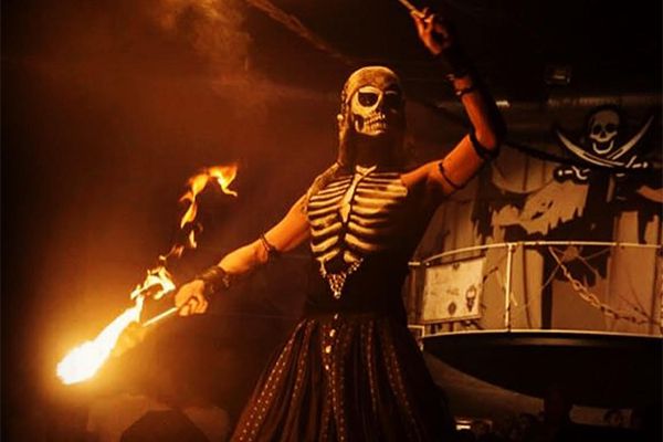 Hire Fire Act Italy | Scarlett Entertainment