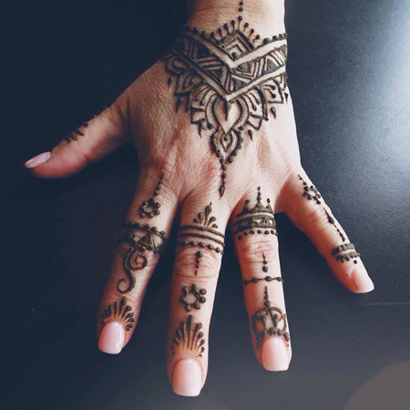 Artista de Henna en Michigan